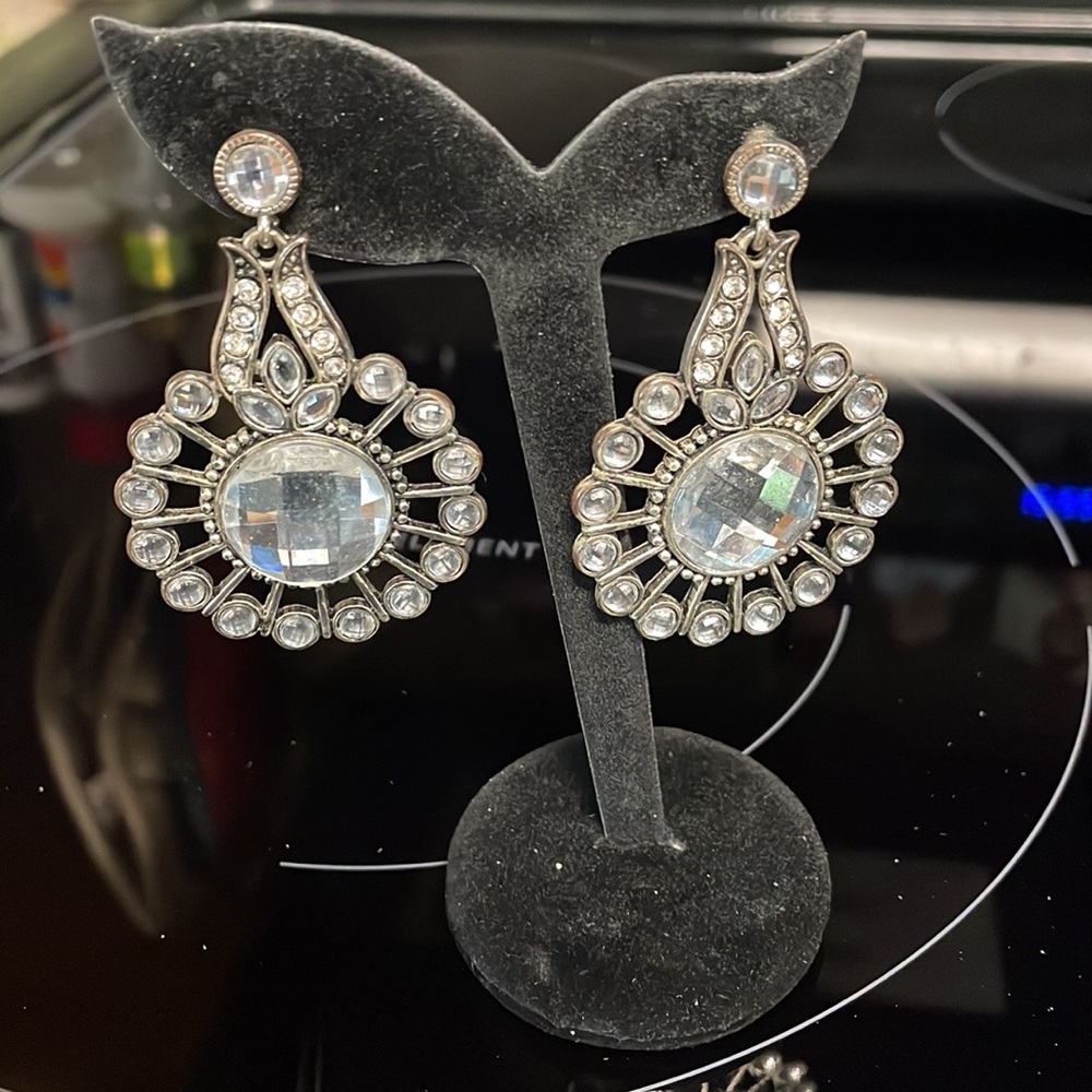 Beautiful rhinestone post earrings